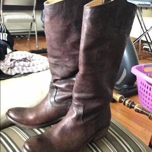 Frye Boots Carson sz 7 Dk brown